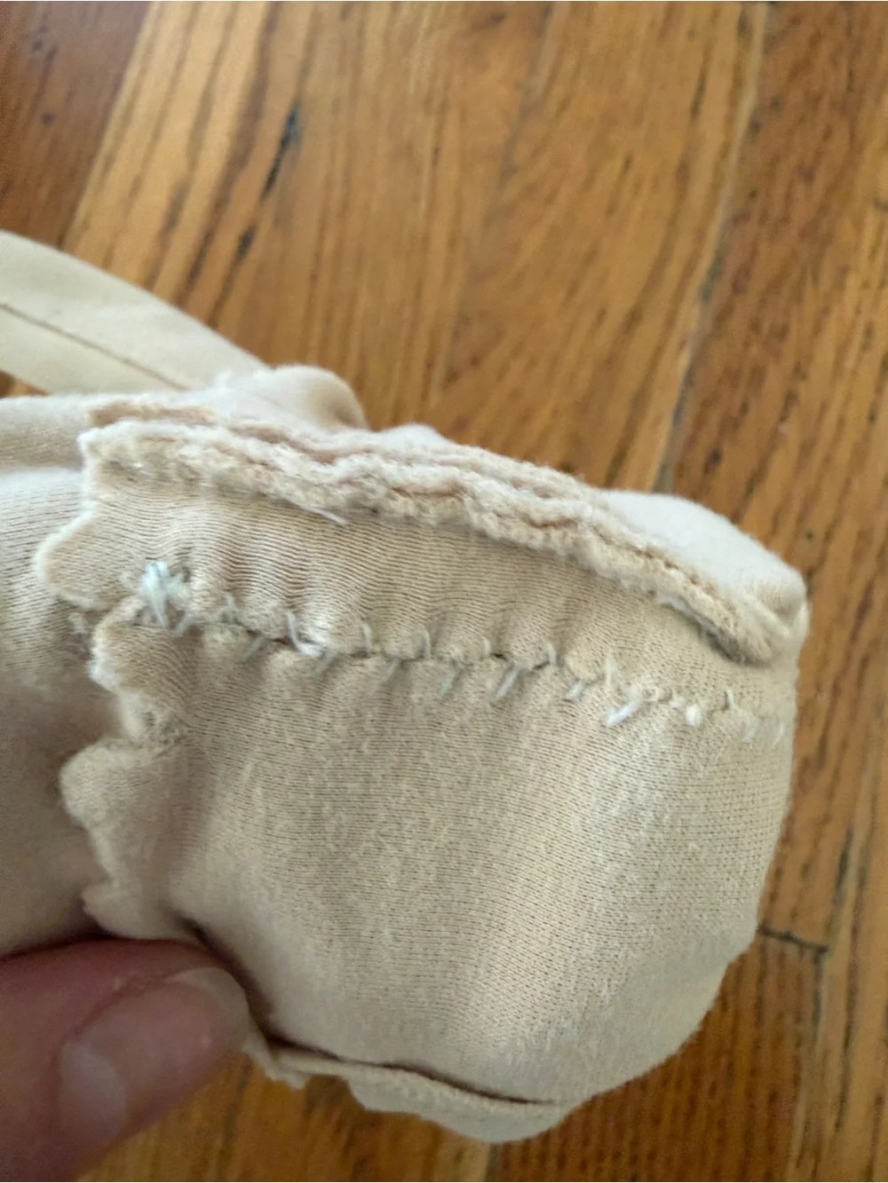 N/A cream leather